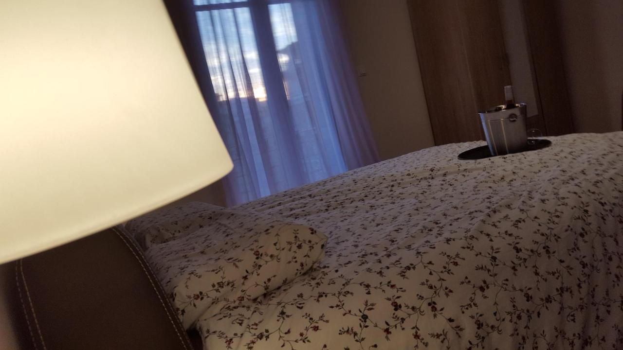 Elegant Top-floor With Skyline View Apartment Thessaloniki